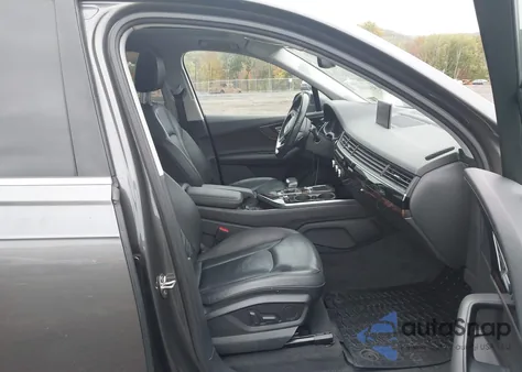 2018 Audi Q7 3.0T Premium z USA, uszkodzony, nr VIN WA1LAAF77JD045946